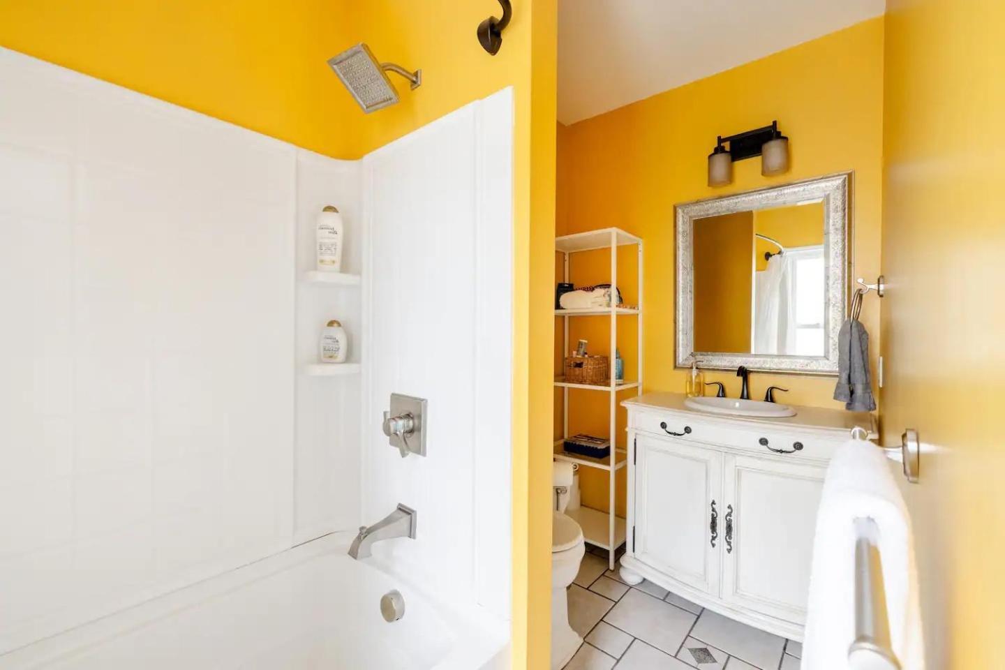 Bright Spacious Apartment - 2 Bedroom 2 Ba 波特兰 外观 照片